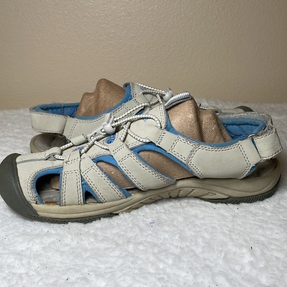 BASS Shoes Size 7 - Picture 7 of 11